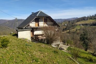 Belle propriété composée d’une maison et 2 granges